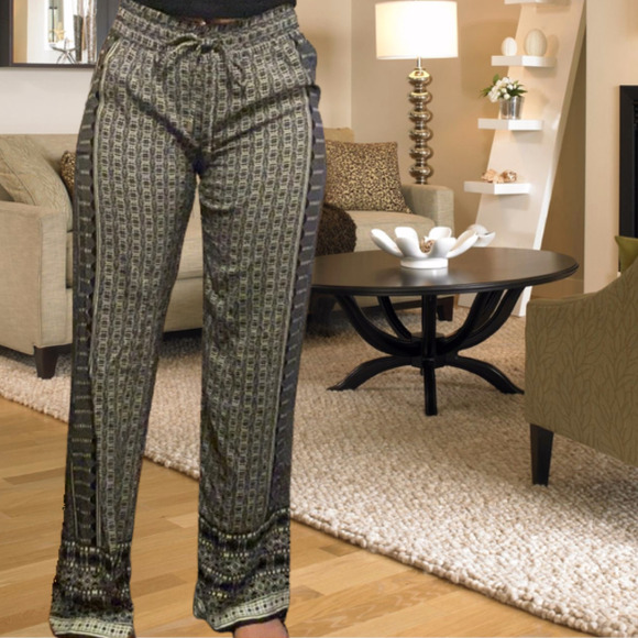 Ava Christine Women's/ Youth Navy Blue Boho Style Pants 100% Rayon Size S - Picture 1 of 11